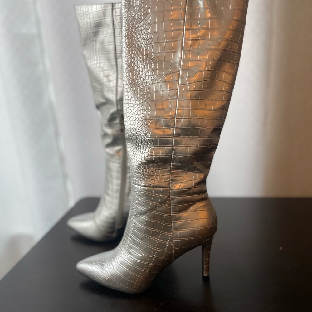 Elegant Silver Croc-Embossed Knee-High Boots